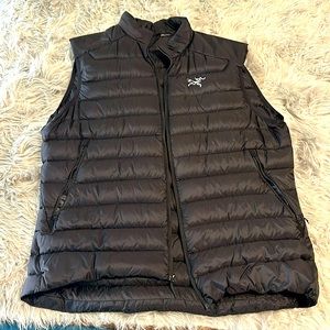 Arc’Teryx down puffer vest Men’s XL